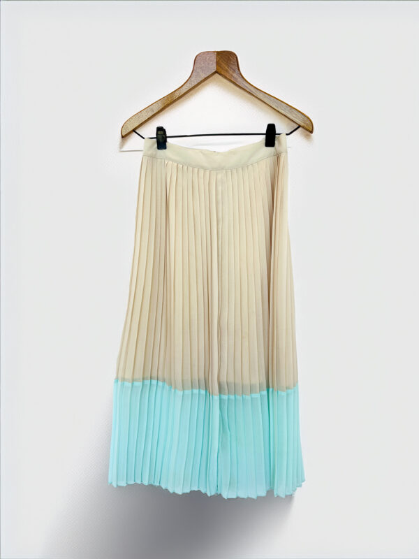 FALDA PLISADA COMBINADA FOREVER 21 (M)