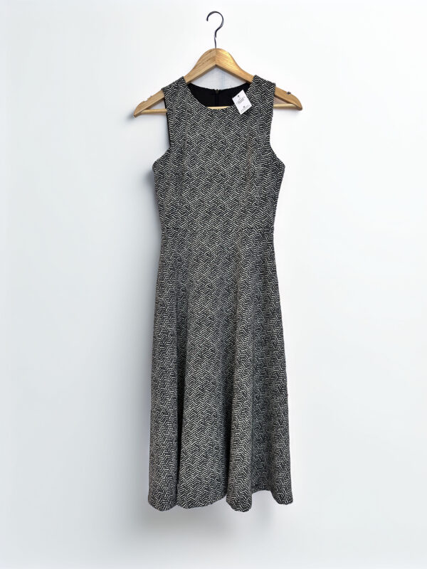 VESTIDO ESTAMPADO POLLERA AMPLIA B&N ZARA (XS)