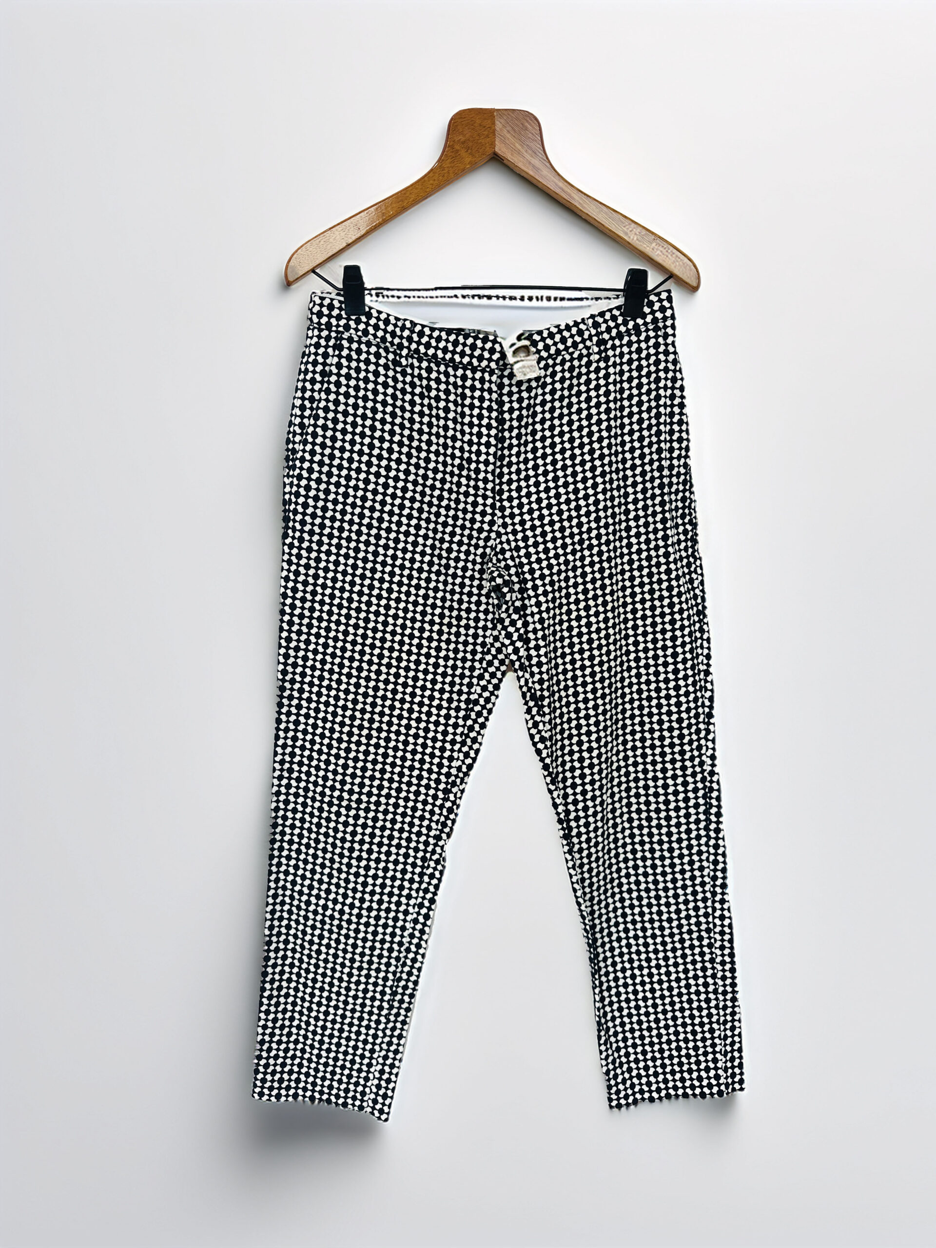 PANTALON ESTAMPADO B/N H&M (M)