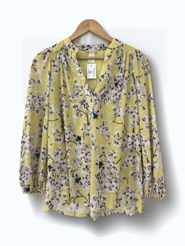 BLUSA FLOREADA H&M (XS)