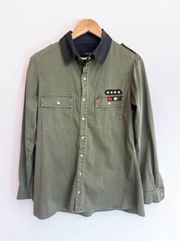 CAMPERA LIVIANA MILITAR ONA SAEZ (3)