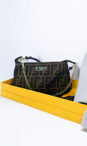 CARTERITA FENDI CLASICA