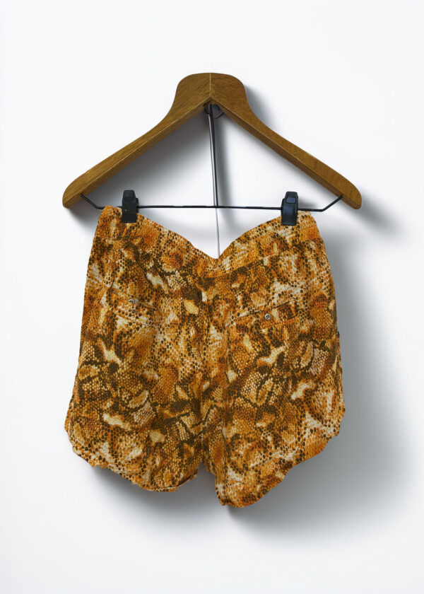 SHORT NARANJA ESTAMPADO AYRES (M) - Imagen 2