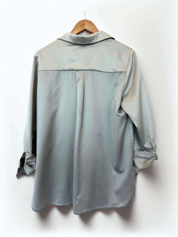 CAMISA SATEN VERDE P (XL) - Imagen 2