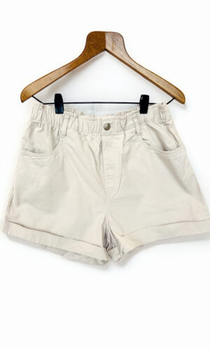 BERMUDAS CORTAS CREMA H&M (M)