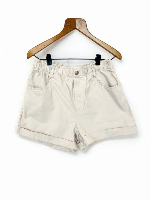 BERMUDAS CORTAS CREMA H&M (M)