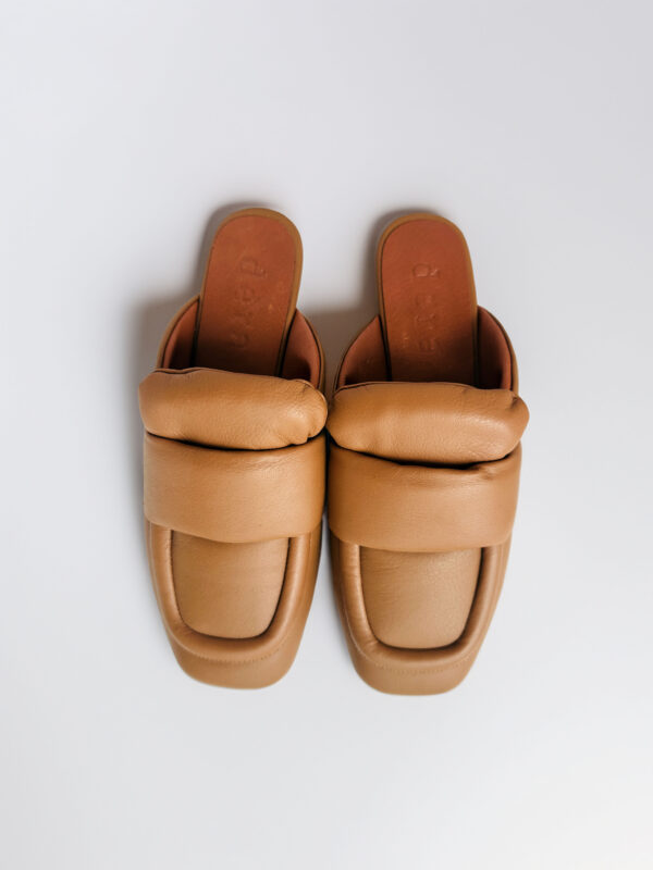 MULES CAMEL DERA (38)
