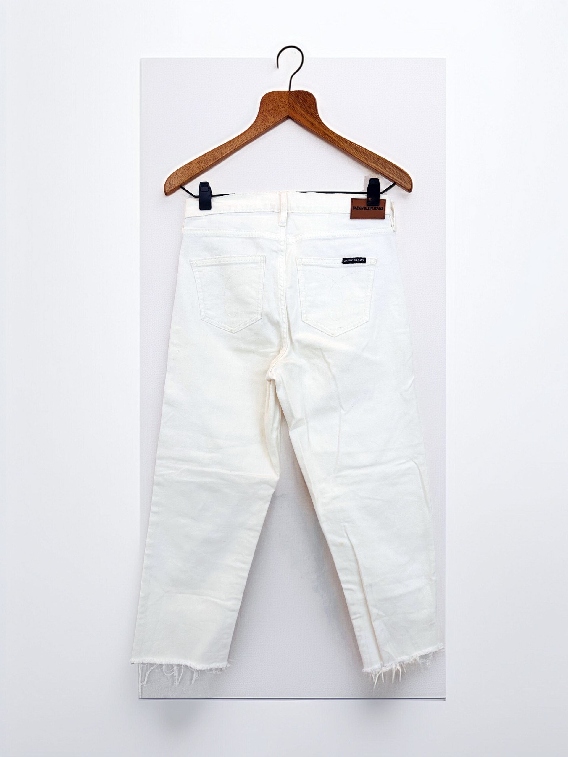 JEAN BLANCO ROTURAS CLAVIN KLEIN (XS) - Imagen 2