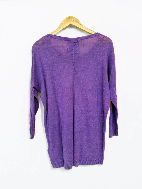 SWEATER LIVIANO VIOLETA H&M (M) - Imagen 2