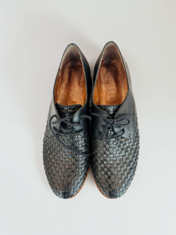 ZAPATOS ABOTINADOS NEGRO CEST FINI (37) - Imagen 2