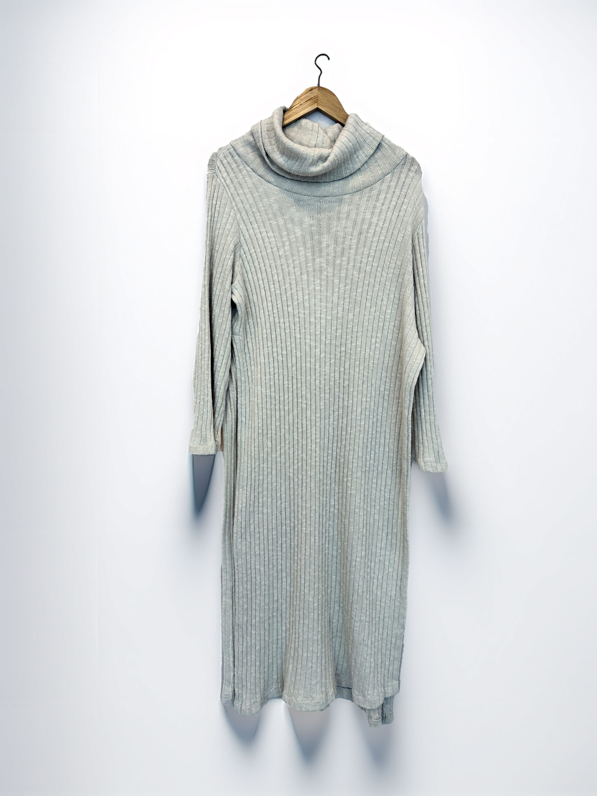 SWEATER TUNICA CRUDO NEGRA (M)