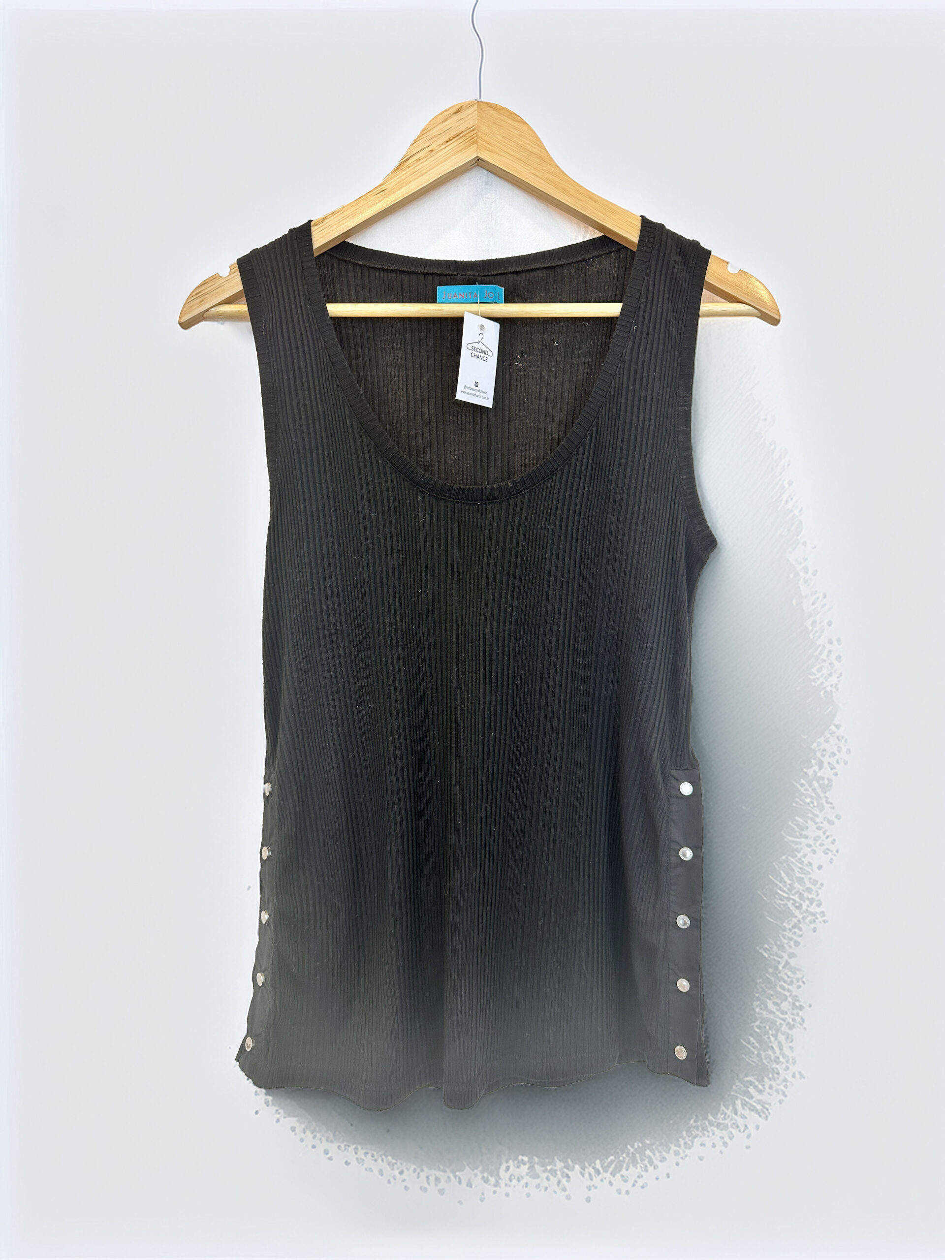 MUSCULOSA NEGRA JUANITA JO (L)