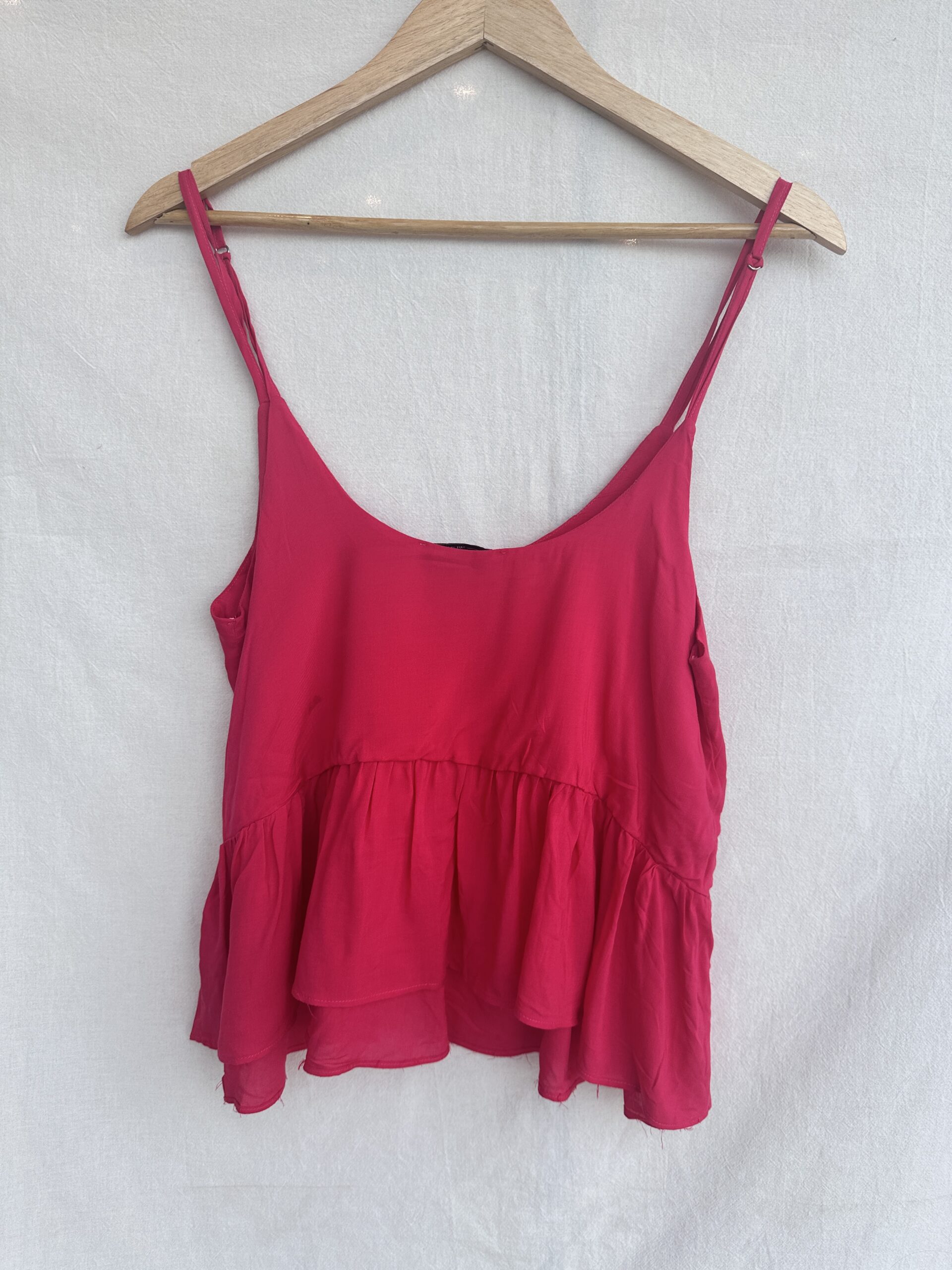 BLUSA TIRANTES FUCSIA ZARA (S) - Imagen 2