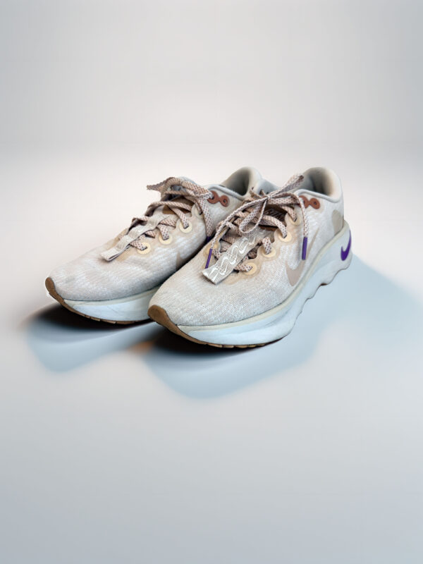 ZAPATILLAS NIKE MOTIVA (38)