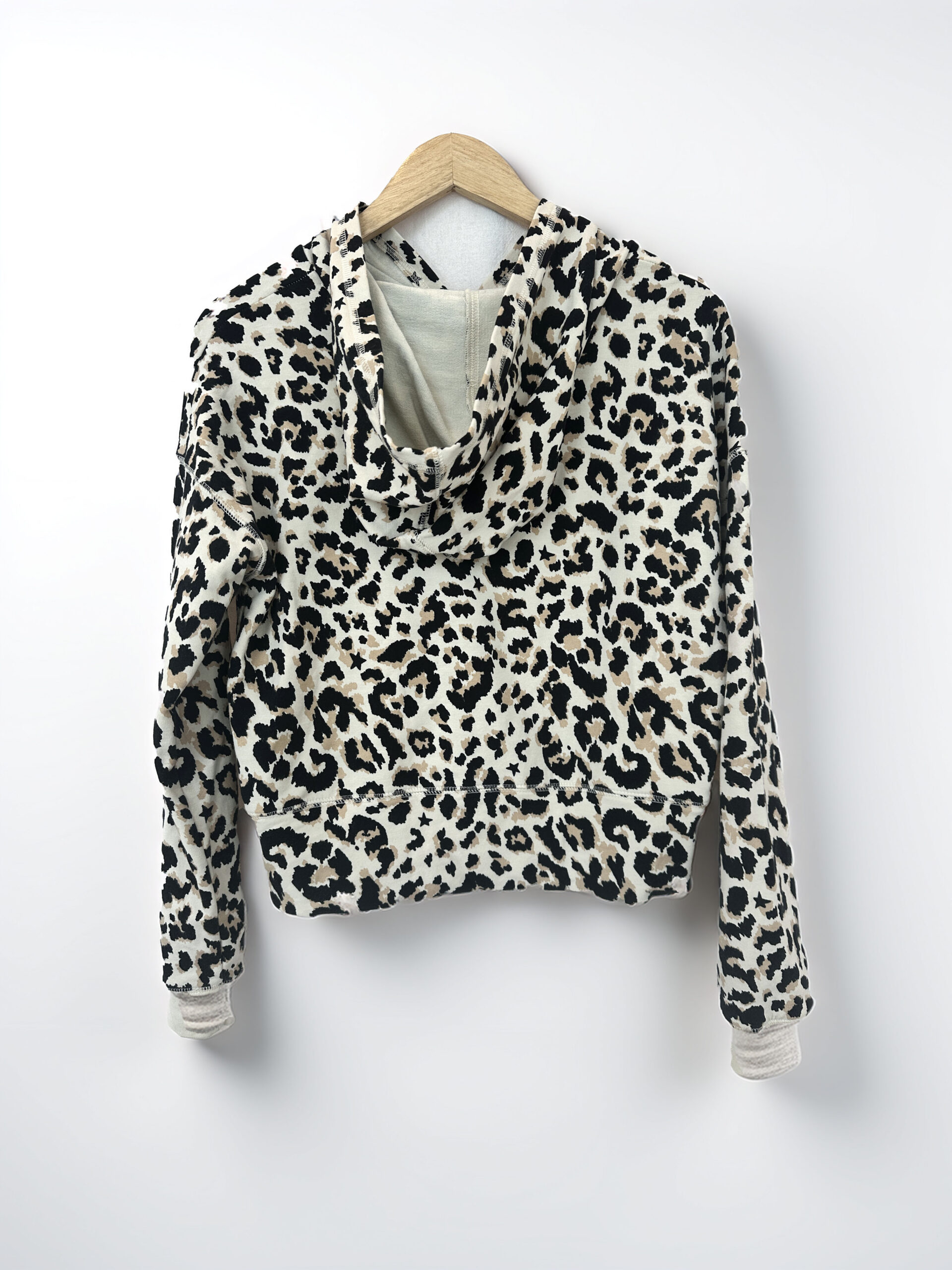 BUZO HOODIE ANIMAL PRINT PAULA (L) - Imagen 2