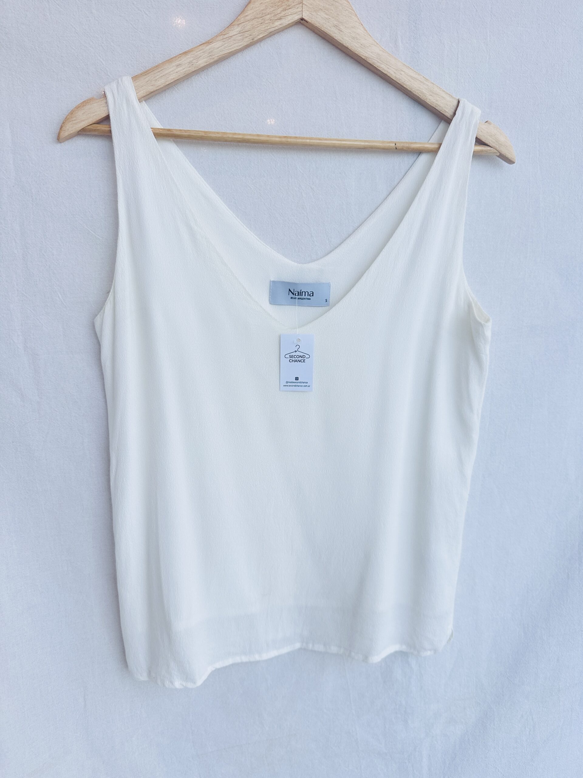 BLUSA MUSCULOSA BLANCA NAIMA (S)