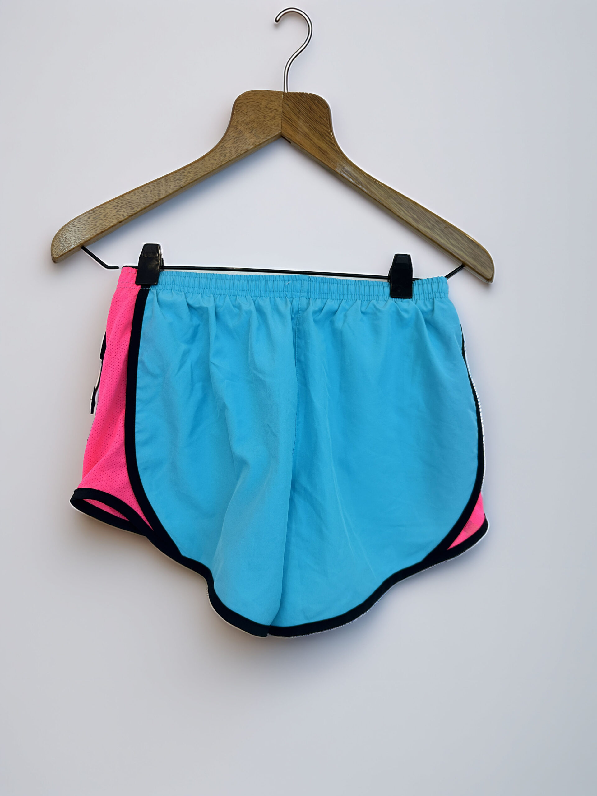 SHORT AZUL FLUOR NIKE (L) - Imagen 2