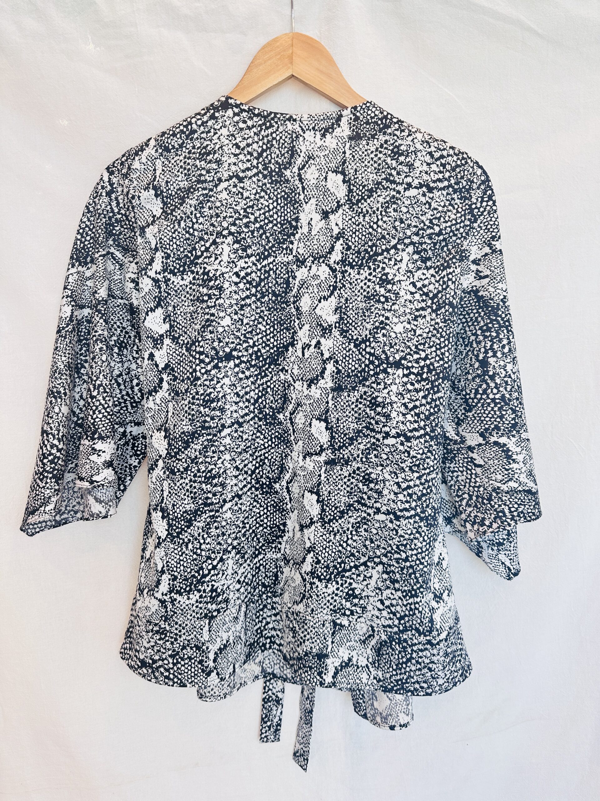 CAMISOLA SNAKE PRINT MIRTA ARMESTO (L) - Imagen 2