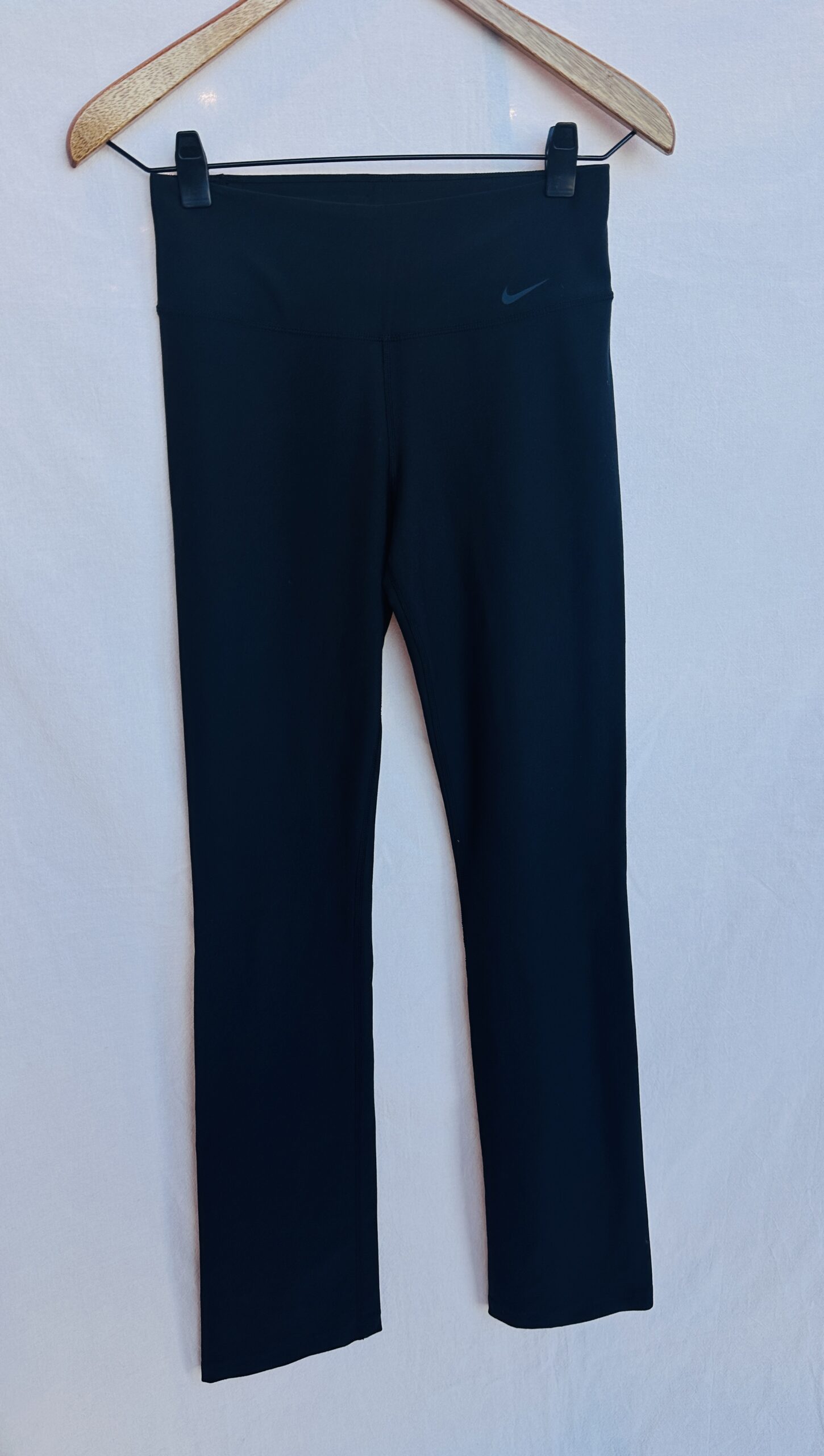 CALZA DEPORTIVA NEGRA NIKE (S)