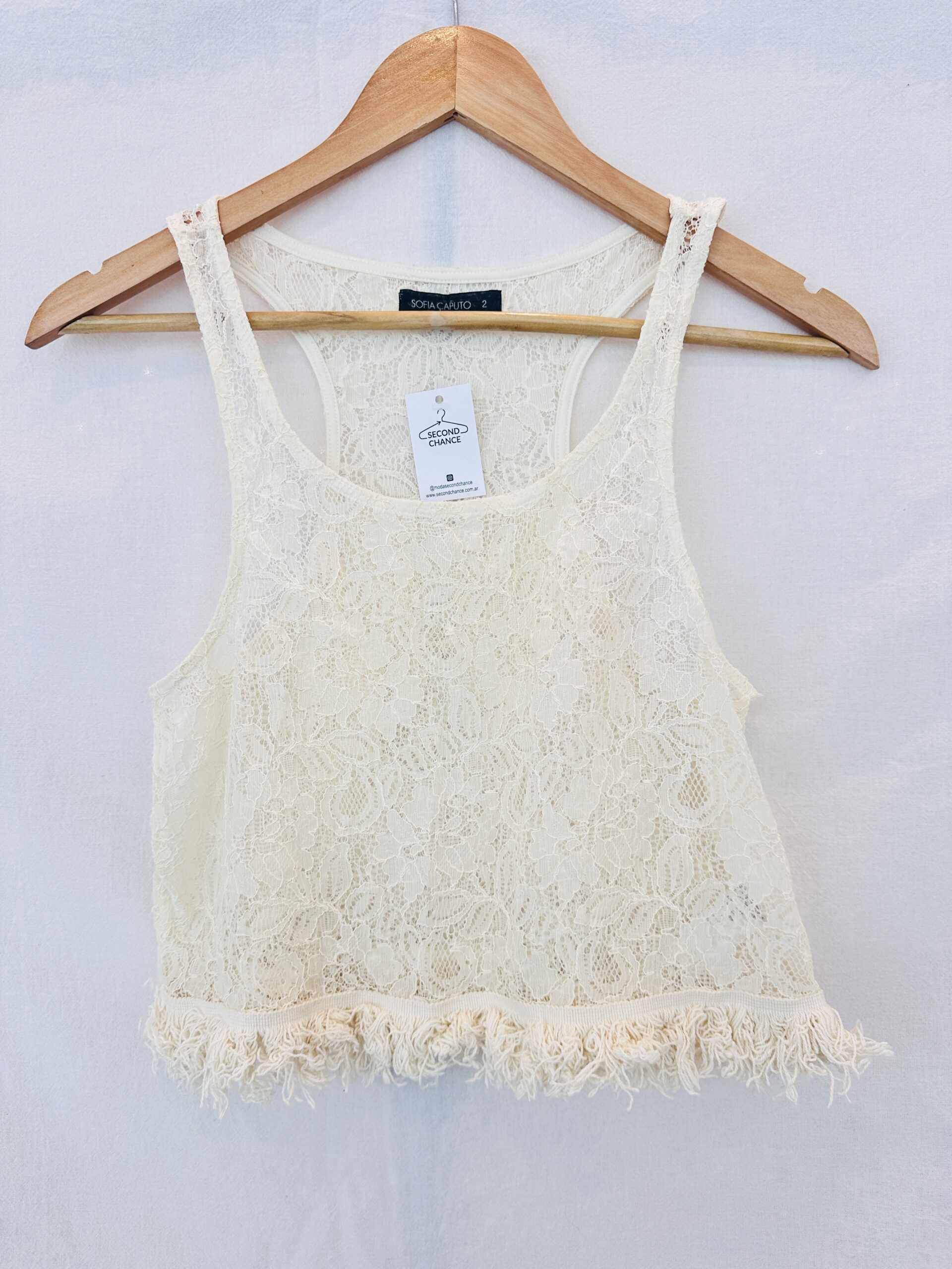 TOP ENCAJE CON FLECOS BLANCA SOFIA CAPUTO (M)