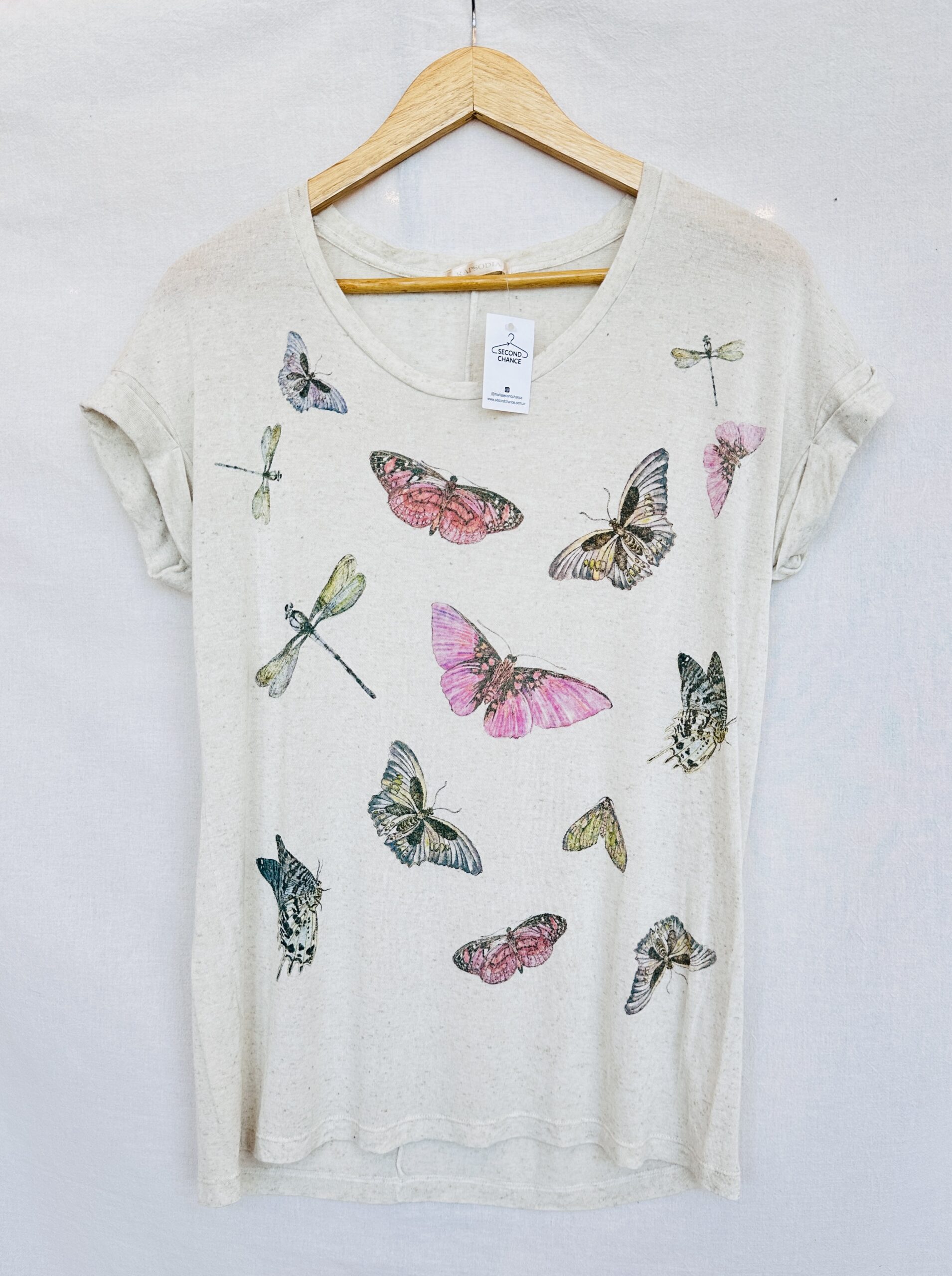 REMERA ESTAMPA MARIPOSAS RAPSODIA (L)