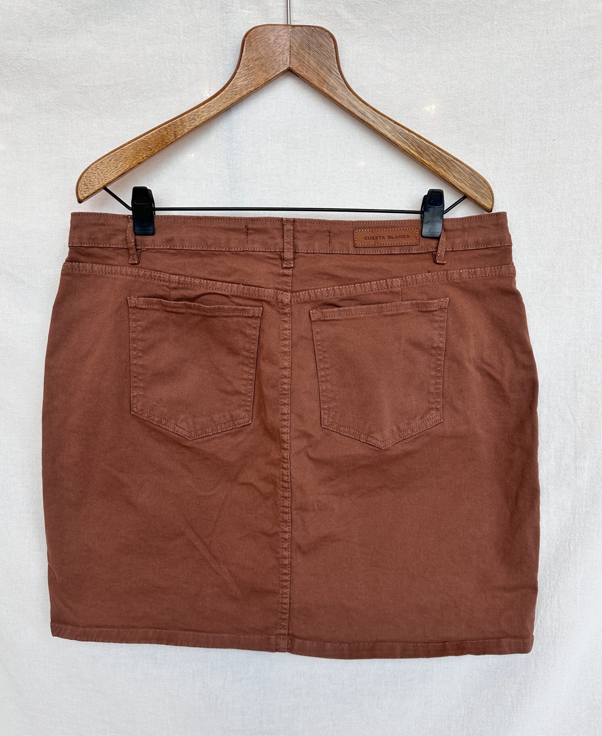 POLLERA MARRON CUESTA BLANCA (XL) - Imagen 2