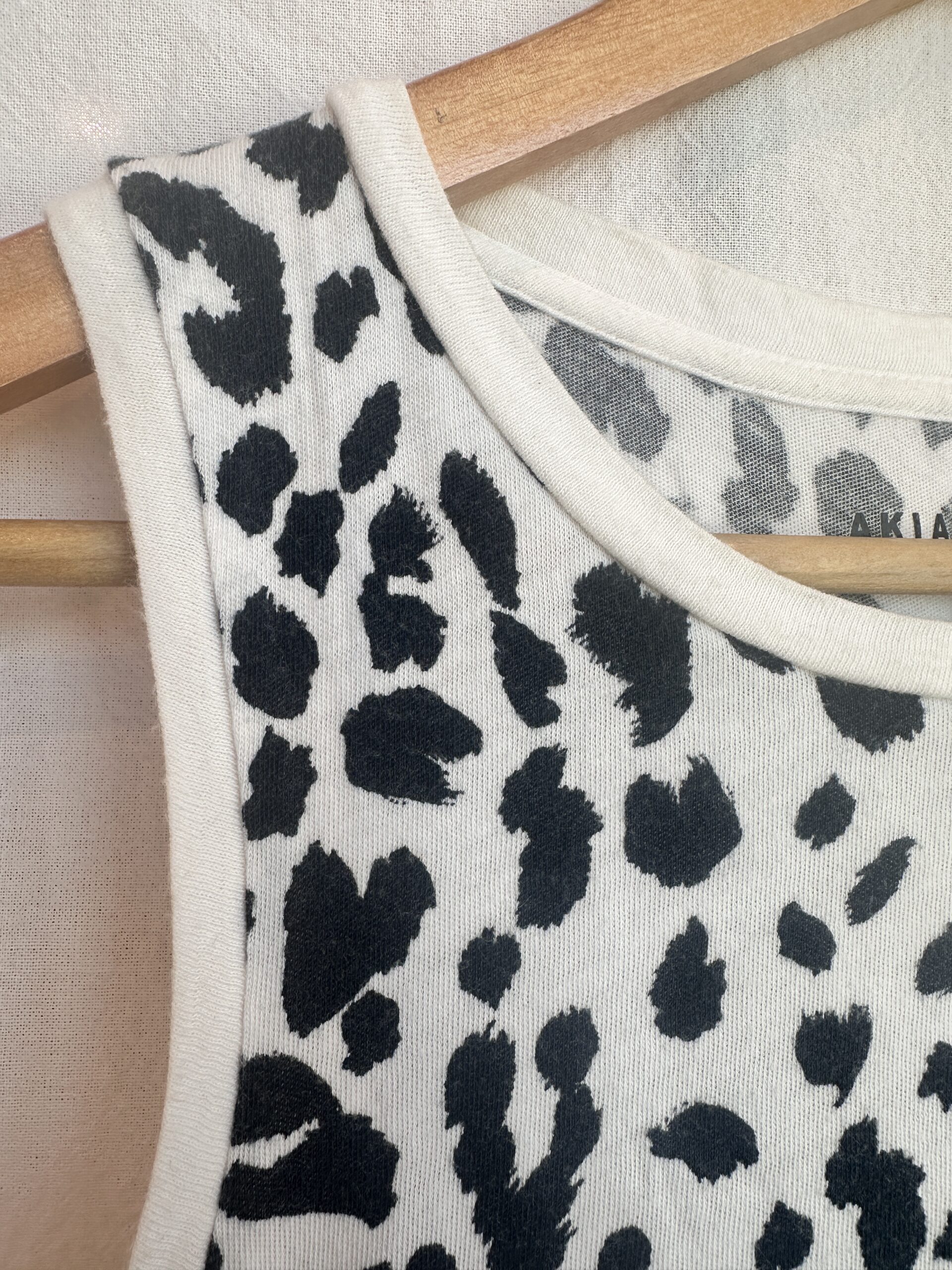 MUSCULOSA ANIMAL PRINT AKIABARA (S) - Imagen 3