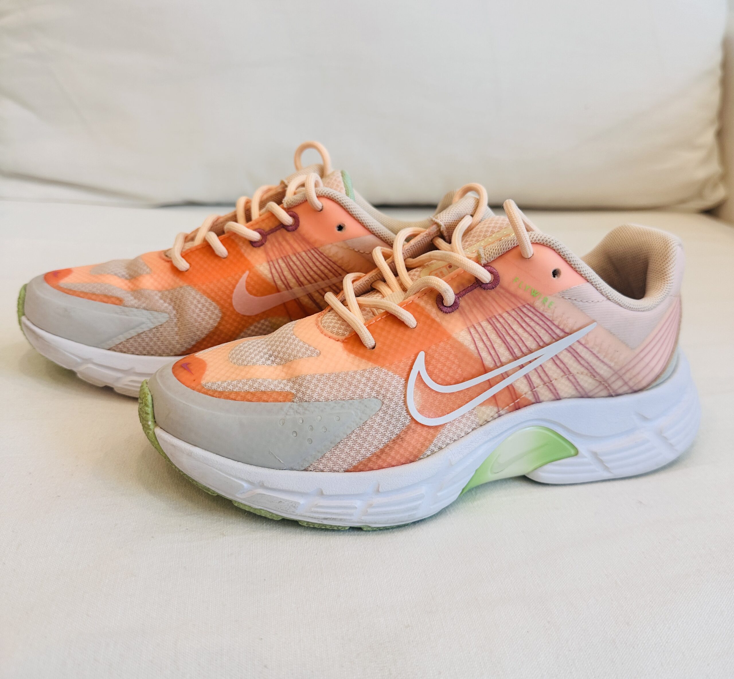 ZAPATILLAS DEPORTIVAS ROSA NUDE NIKE (36) - Imagen 3