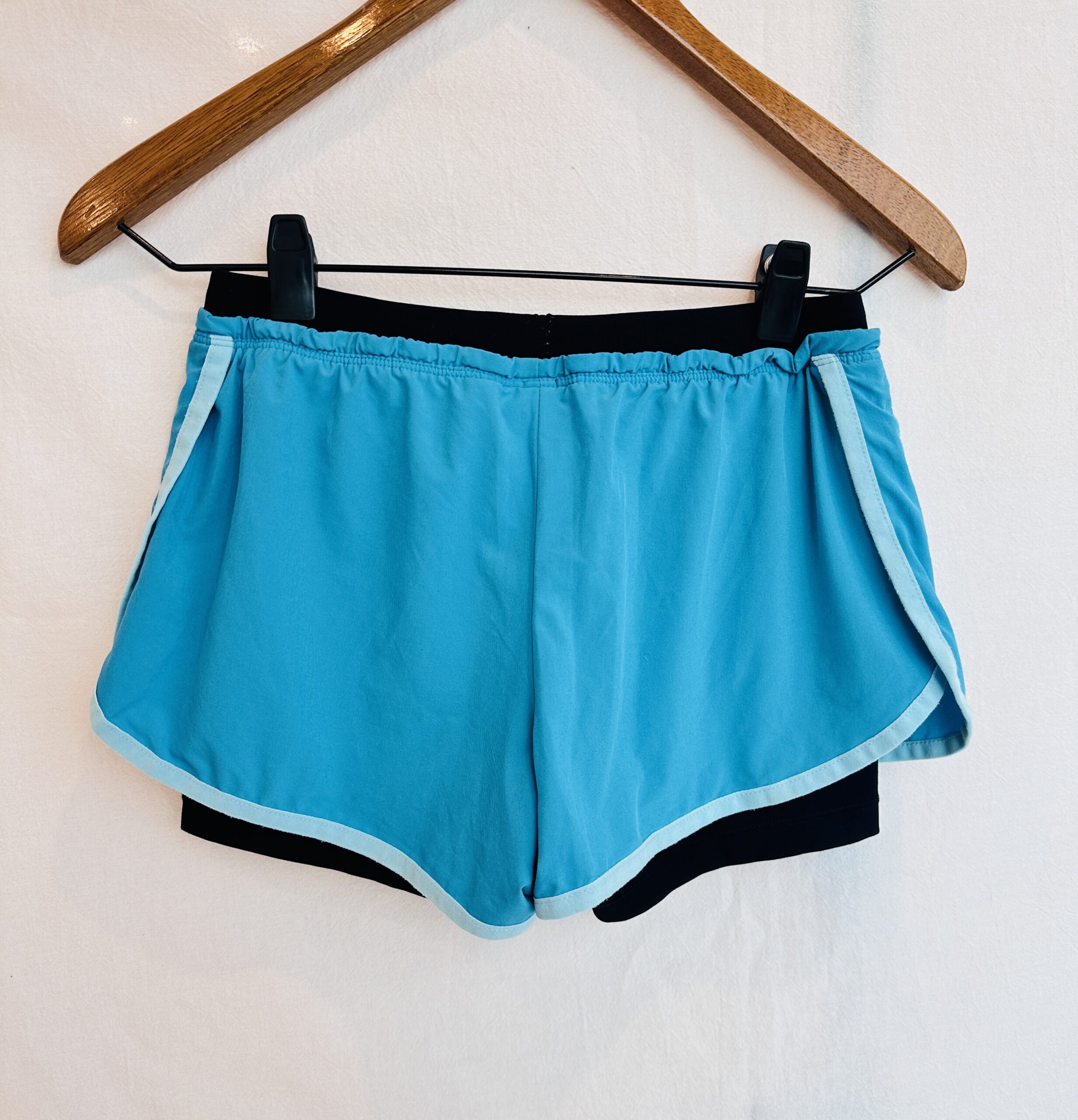 SHORT DEPORTIVO TURQUESA NIKE (S) - Imagen 2