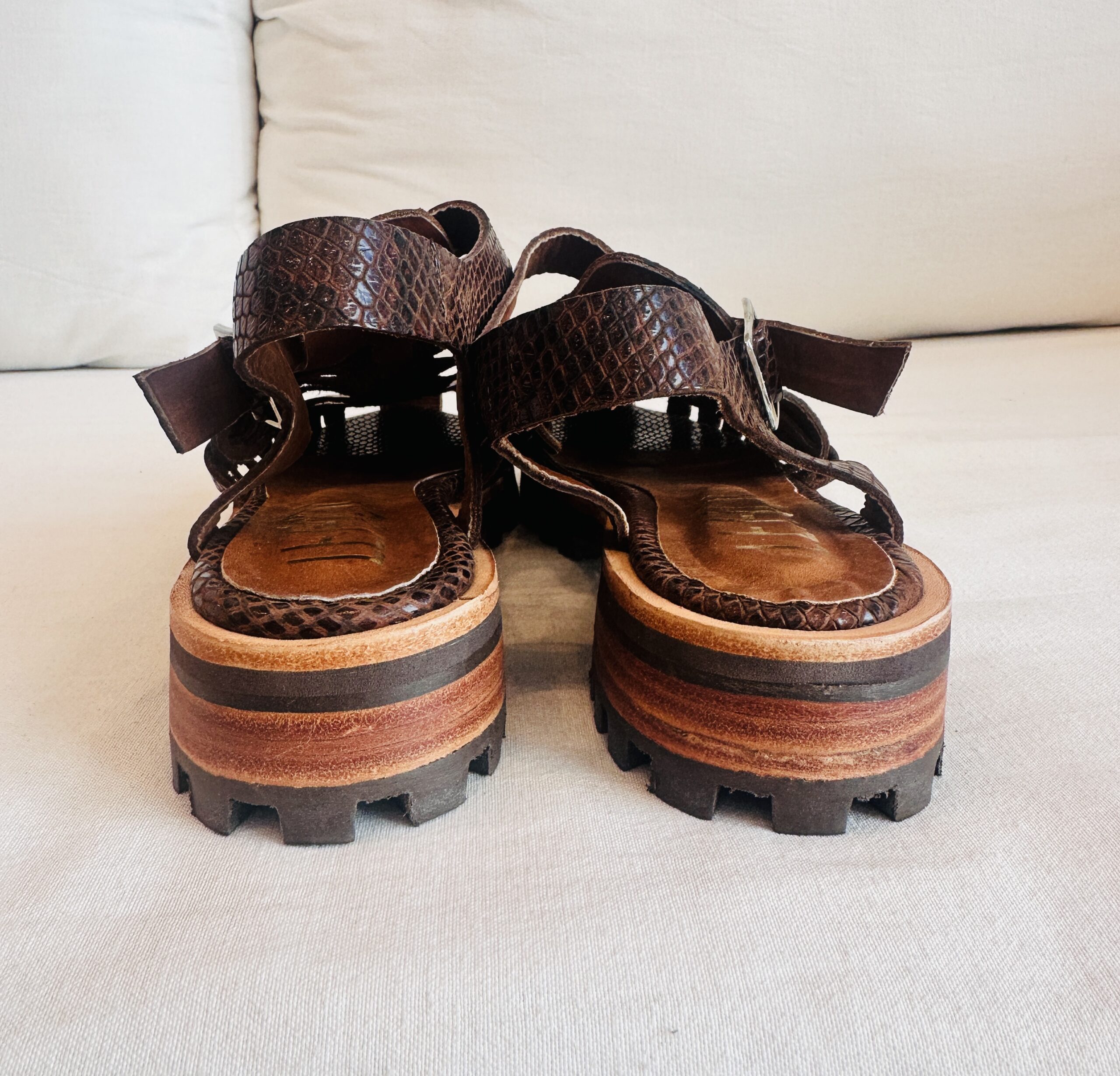 SANDALIAS LE.HOI GRABADO REPTIL (39) - Imagen 2