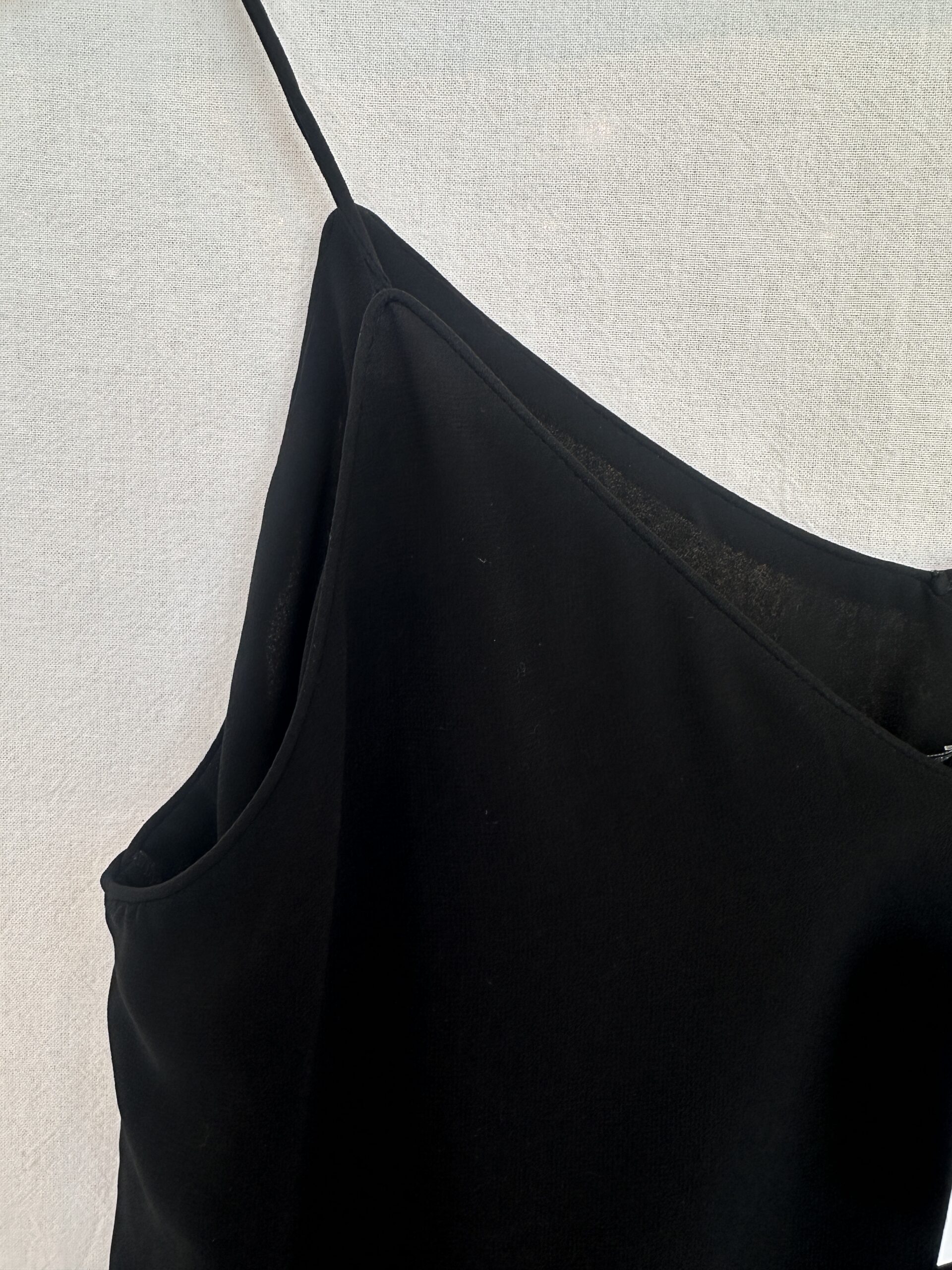 BLUSA SIN MANGAS NEGRA ZARA (L) - Imagen 3