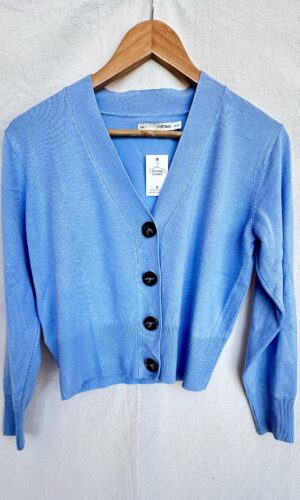 CARDIGAN DE HILO LIVIANO CELESTE PORTSAID (M)