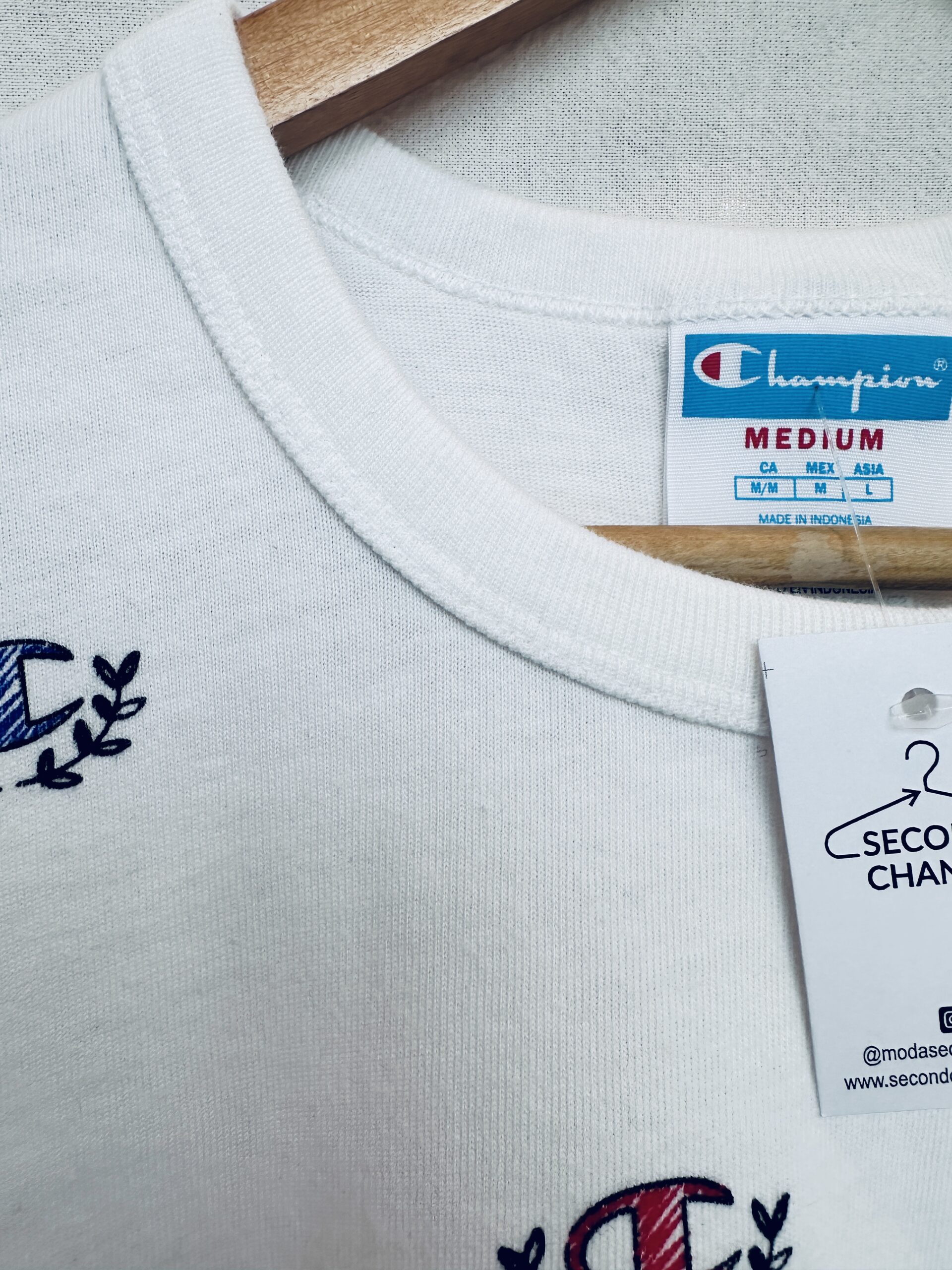 CHOMBA ABRIGADITA BLANCA CHAMPIONS (M) - Imagen 3