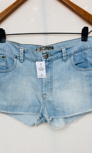 SHORT DE JEAN TIRO BAJO COMPLOT (XL)