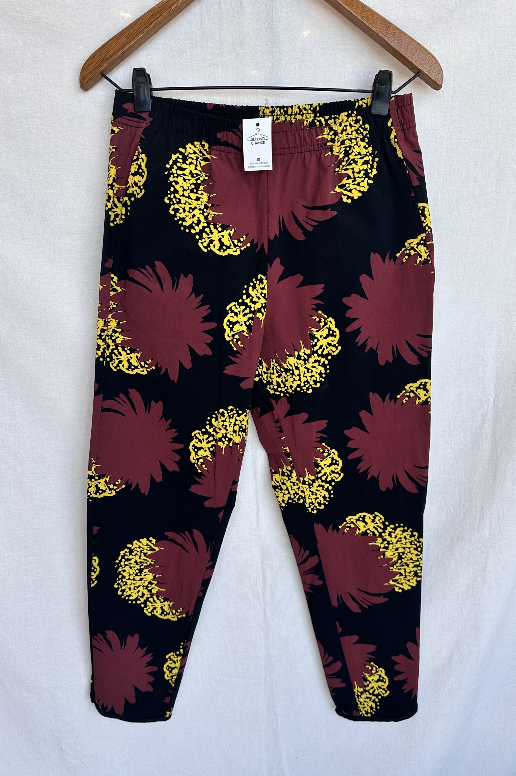 PANTALON LIVIANO ESTAMPADO JAZMIN CHEBAR (M)