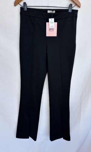 PANTALON SASTRERO ELASTIZADO NEGRO NUEVO CON ETIQUETA N° FI  (M)