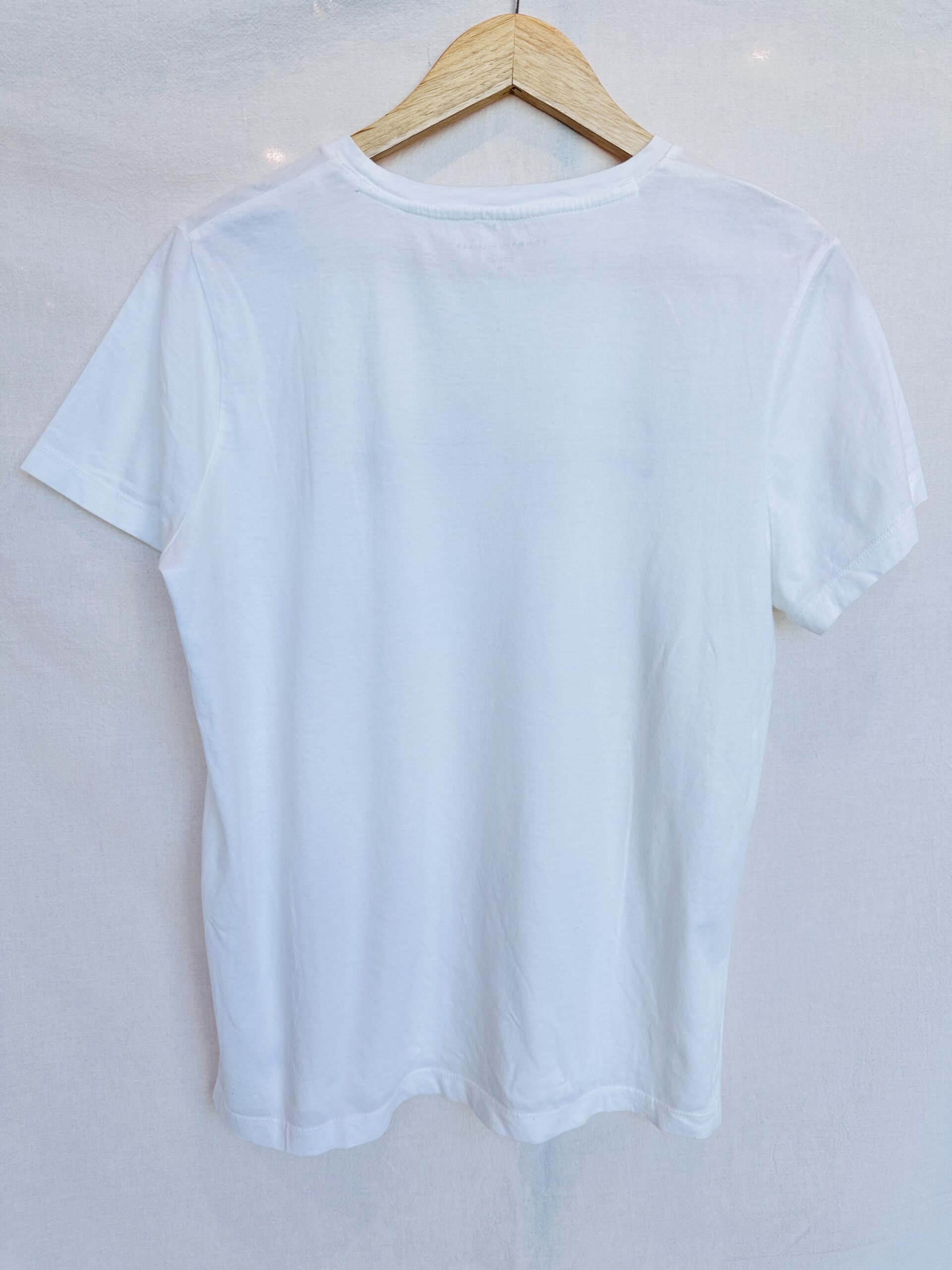 REMERA BLANCA TOMMY HILFIGER (M) - Imagen 2
