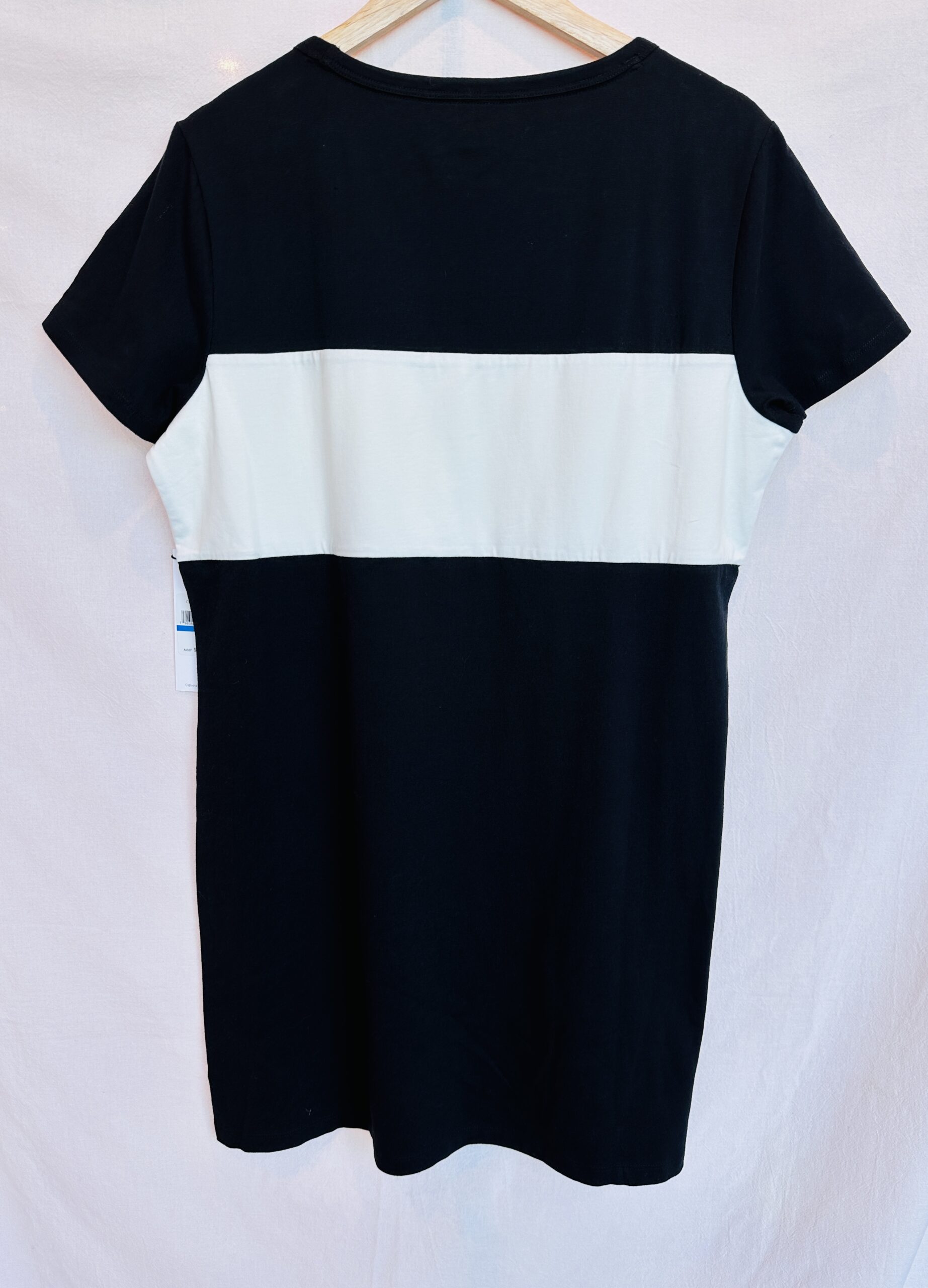 REMERON NEGRO CALVIN KLEIN NUEVO CON ETIQUETA (XL) - Imagen 2