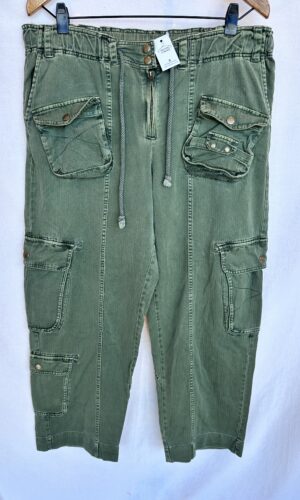 JEAN CARGO VERDE  FREE PEOPLE (L)