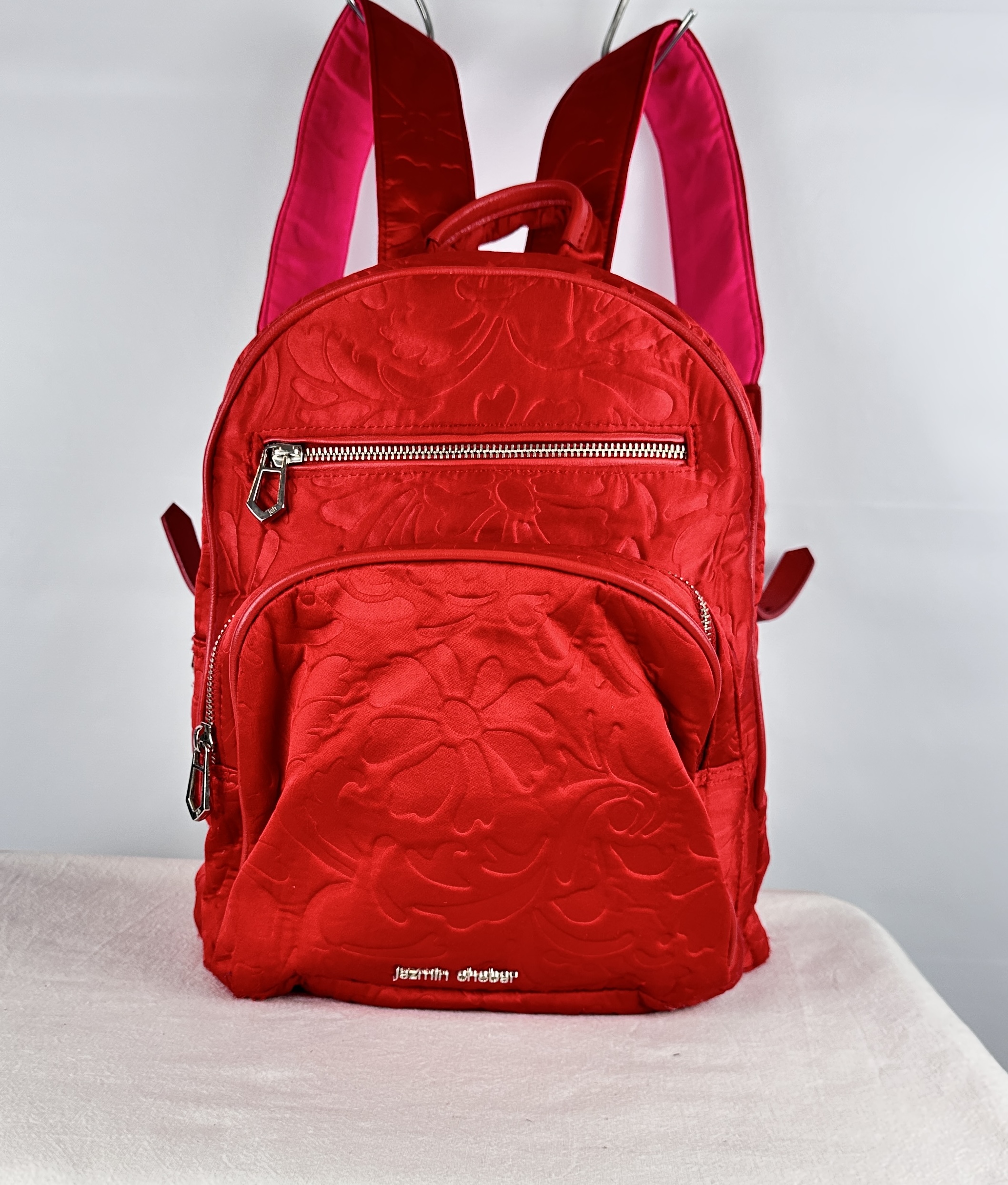 MOCHILA ROJA JAZMIN CHEBAR