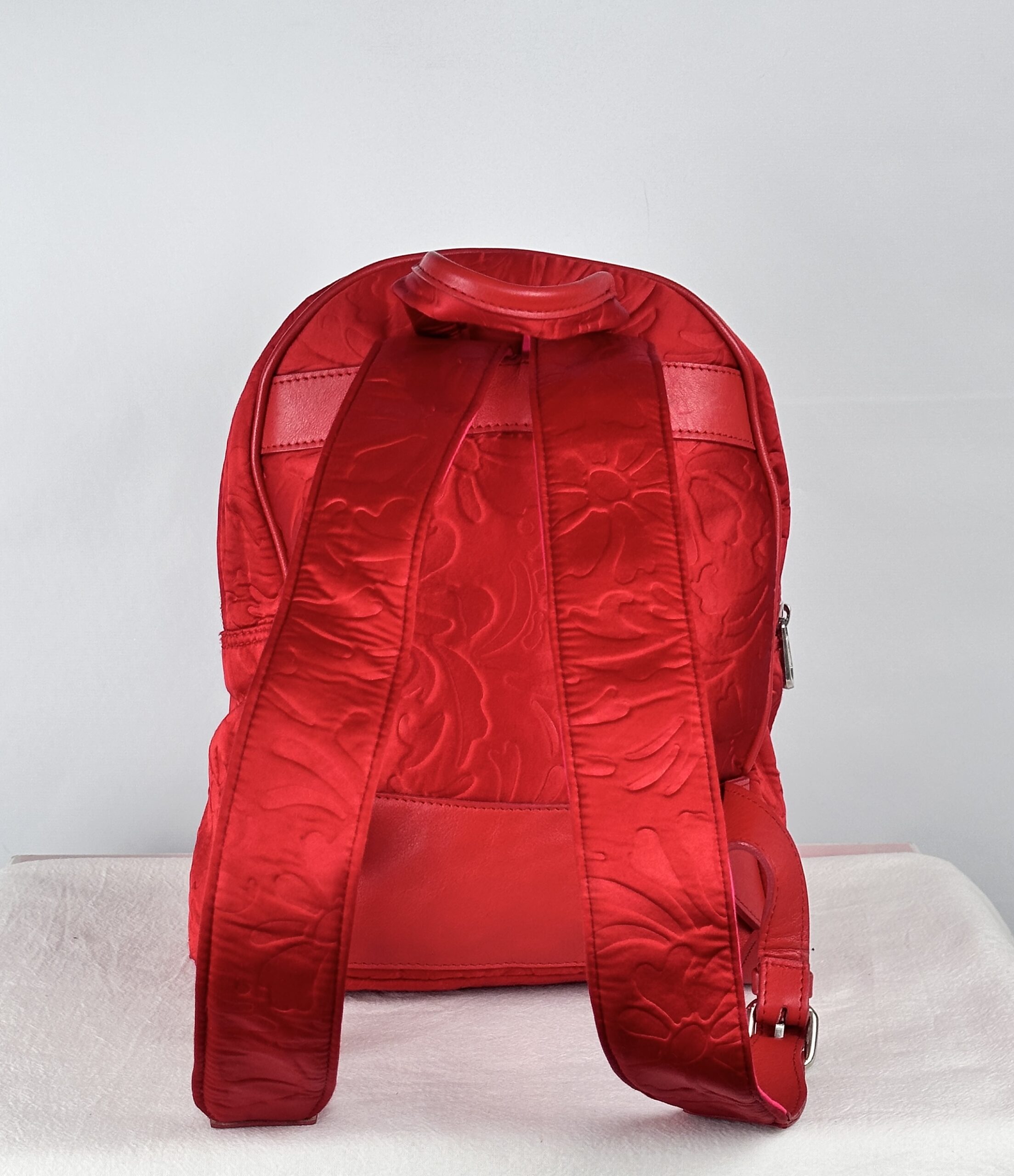 MOCHILA ROJA JAZMIN CHEBAR - Imagen 4
