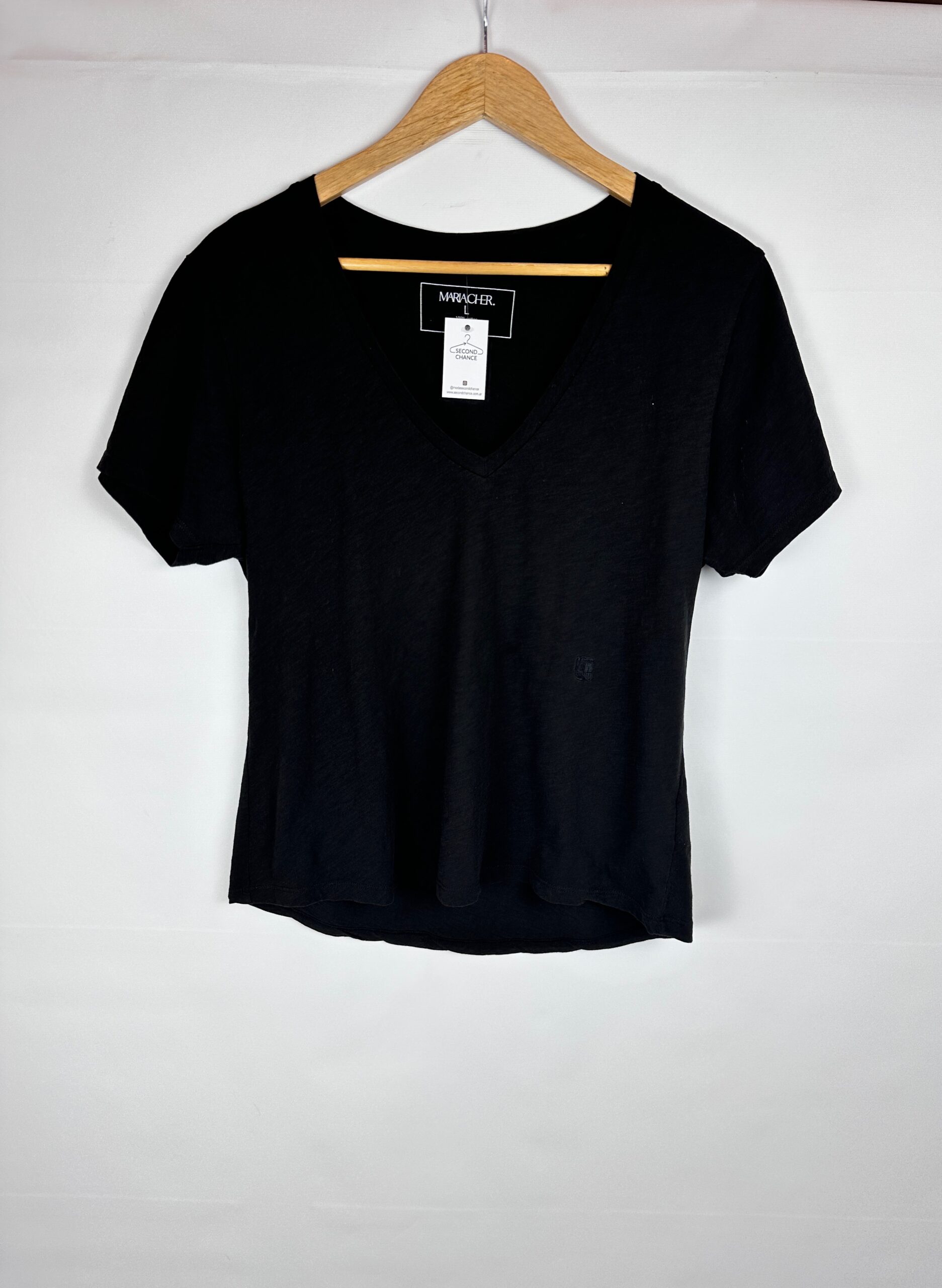 REMERA NEGRA CHER (L)