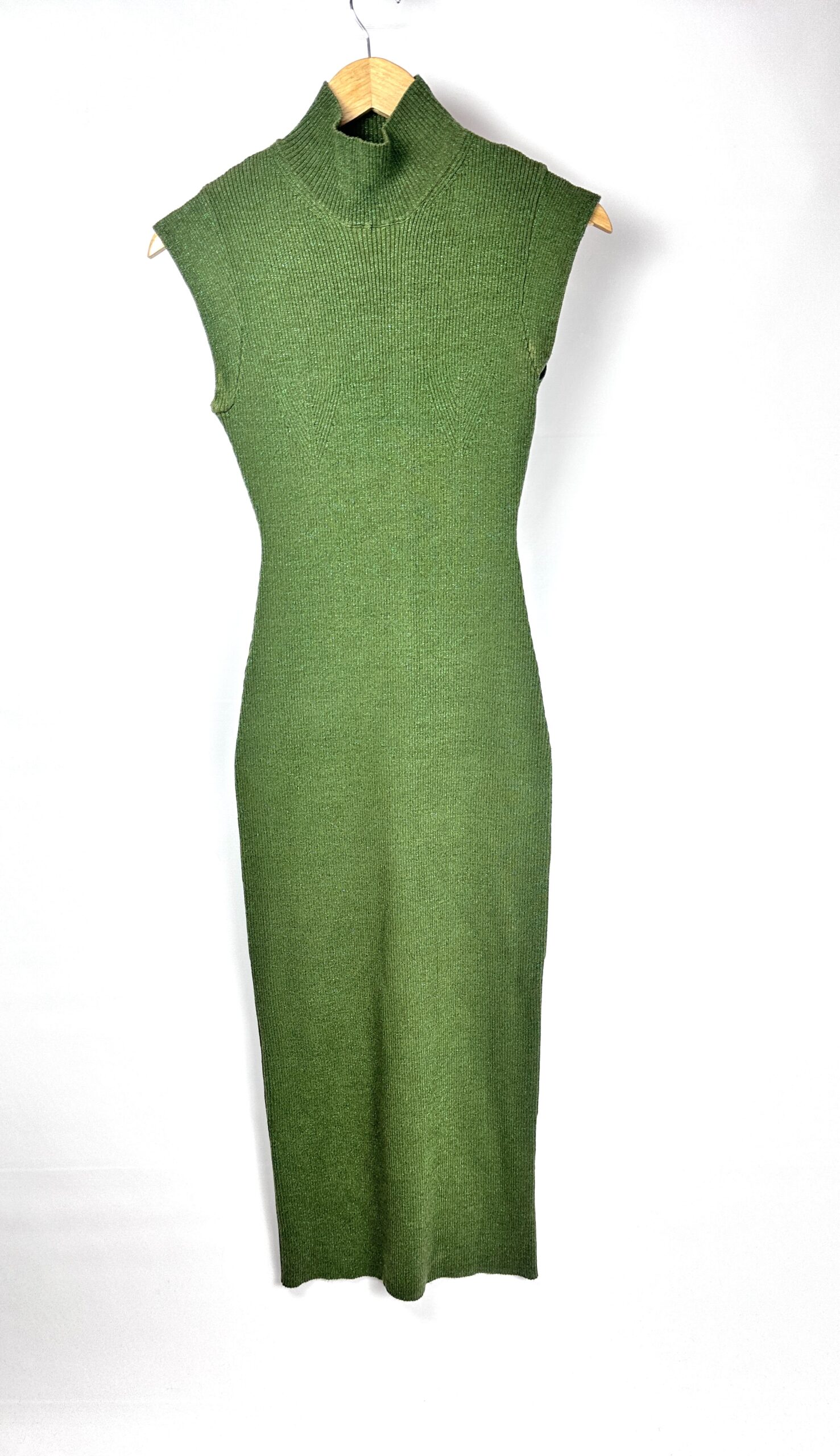 VESTIDO DE HILO GRUESO VERDE ZARA (M)