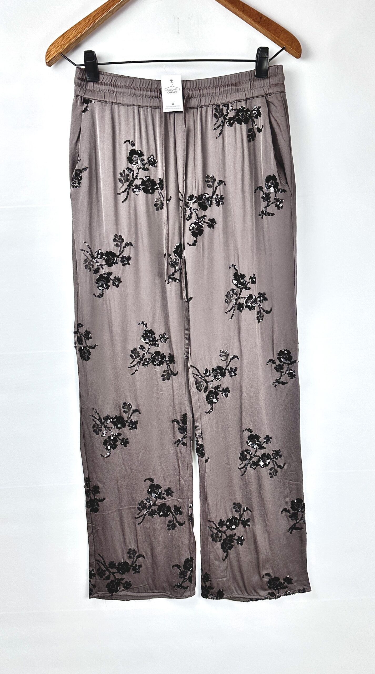 PANTALON LIVIANO GRIS + LENTEJUELAS ZARA (S)