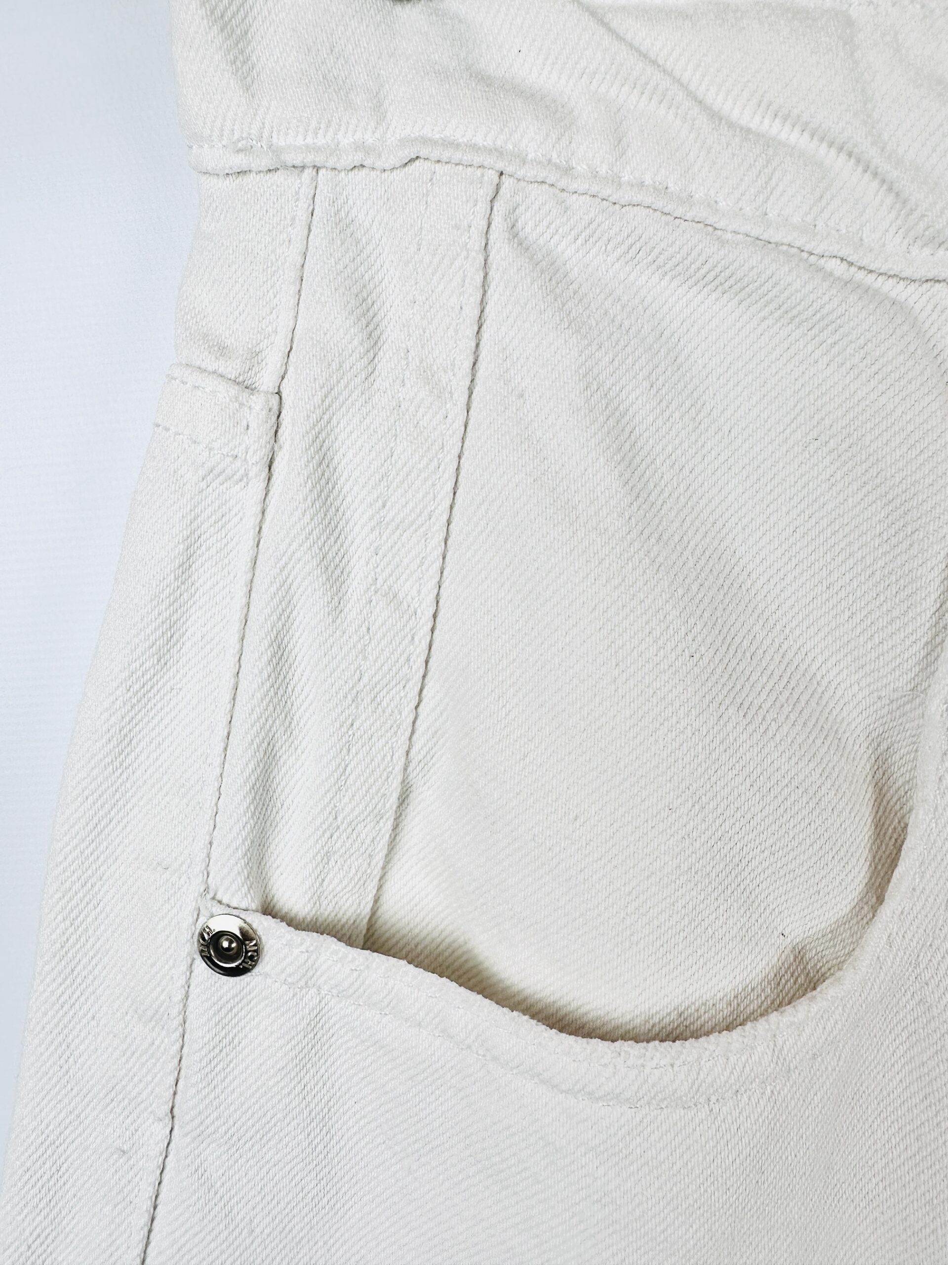 JEAN MOM RIGIDO BLANCO CHER (M) - Imagen 2