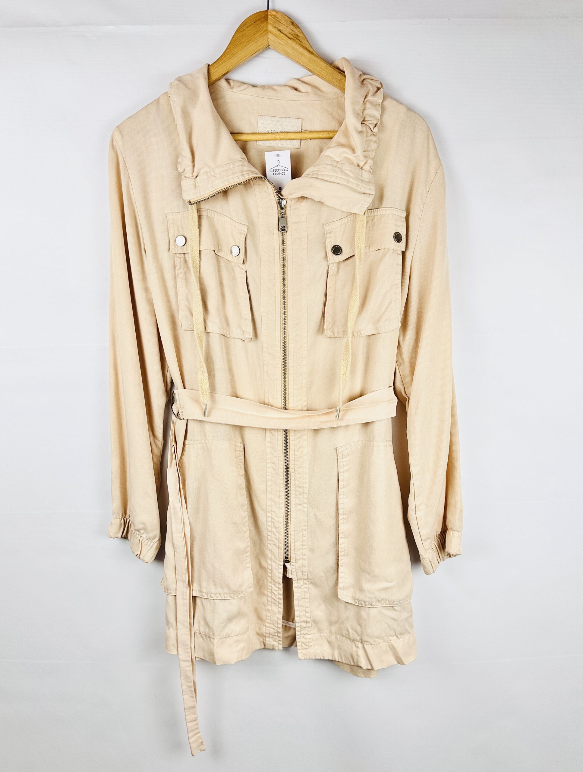 CAMPERA LIVIANA CREMA VITAMINA (M)
