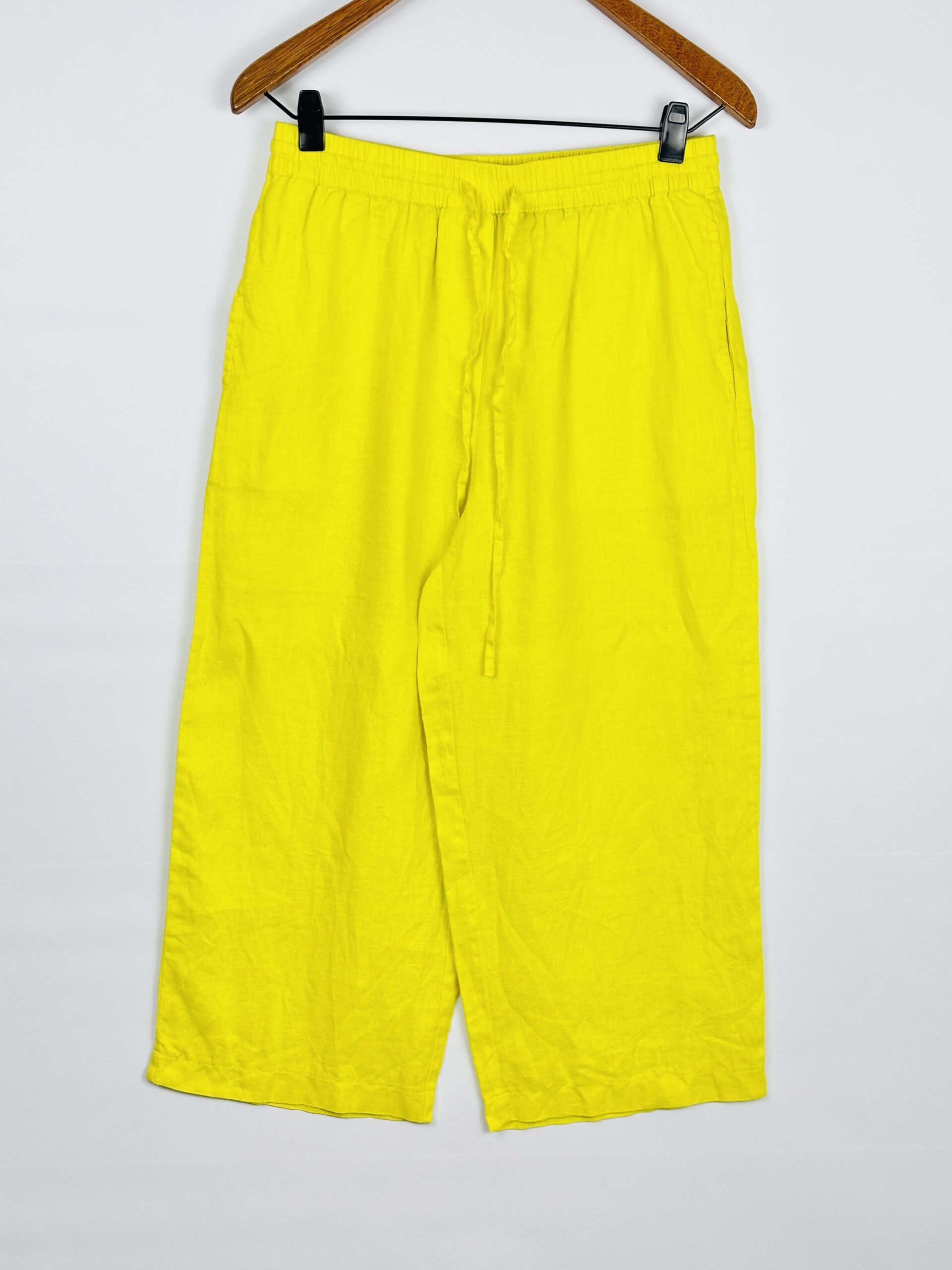 SET DE LINO CAMISA + PANTALON AMARILLO DKNY (M) - Imagen 4