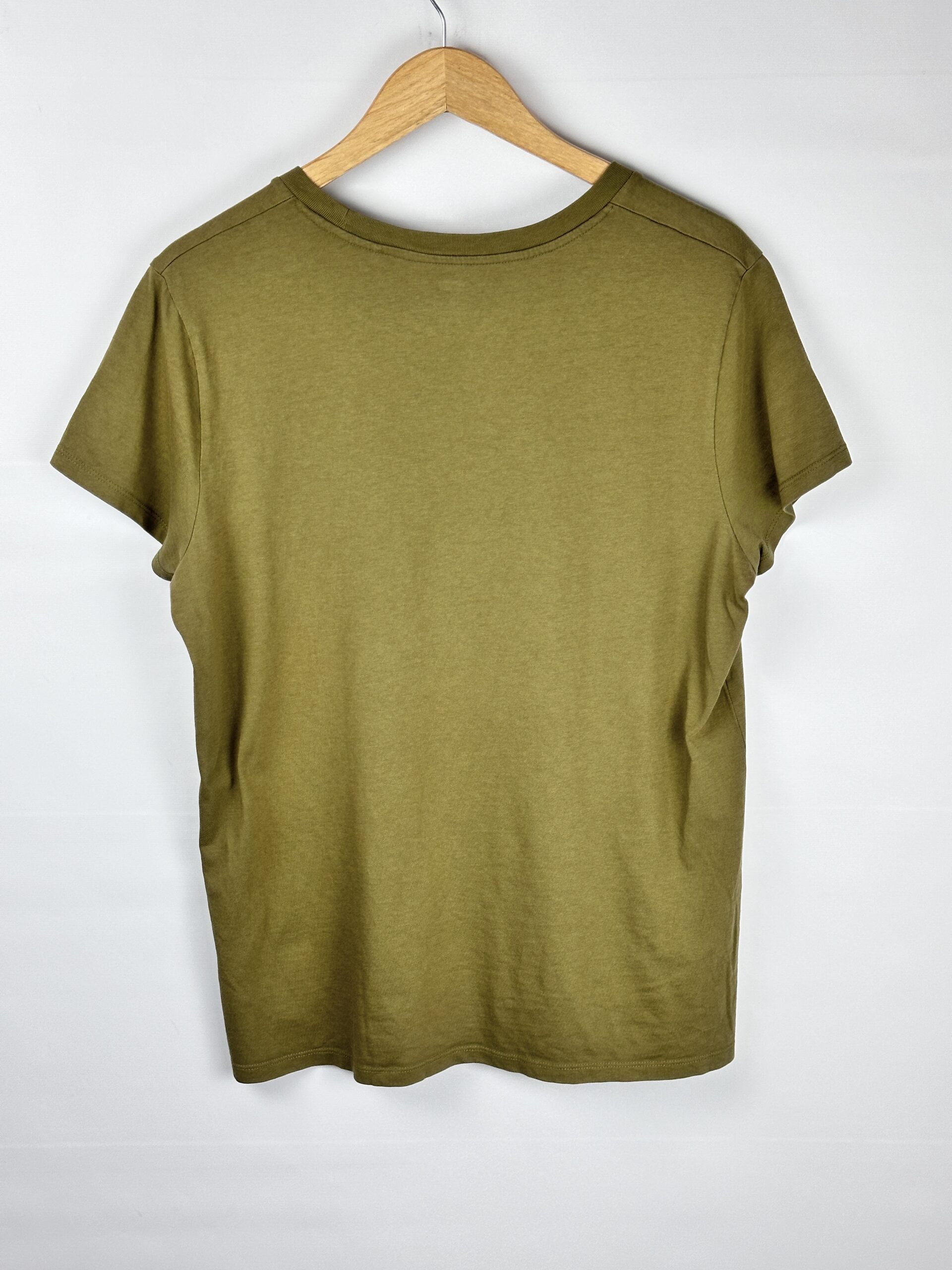 REMERA VERDE OLIVA LEVIS (XL) - Imagen 3