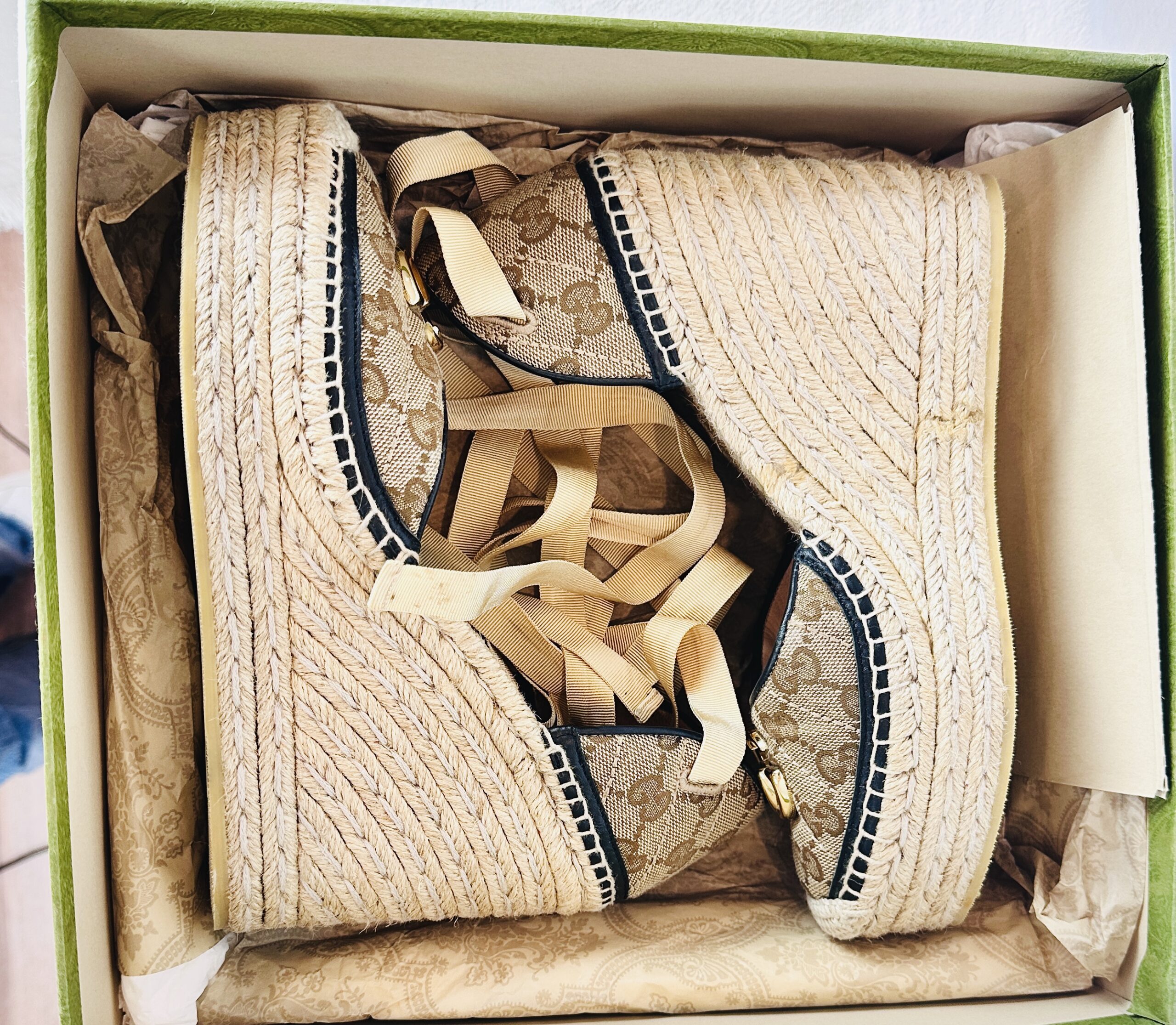 SANDALIAS GUCCI PLATAFORMA DE YUTE CON CORDONES ORIGINALES CON CAJA (38) - Imagen 3