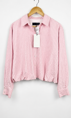 CAMISA CON FORRO INTERNO ROSA NUEVA CON ETIQUETA ZARA (L)